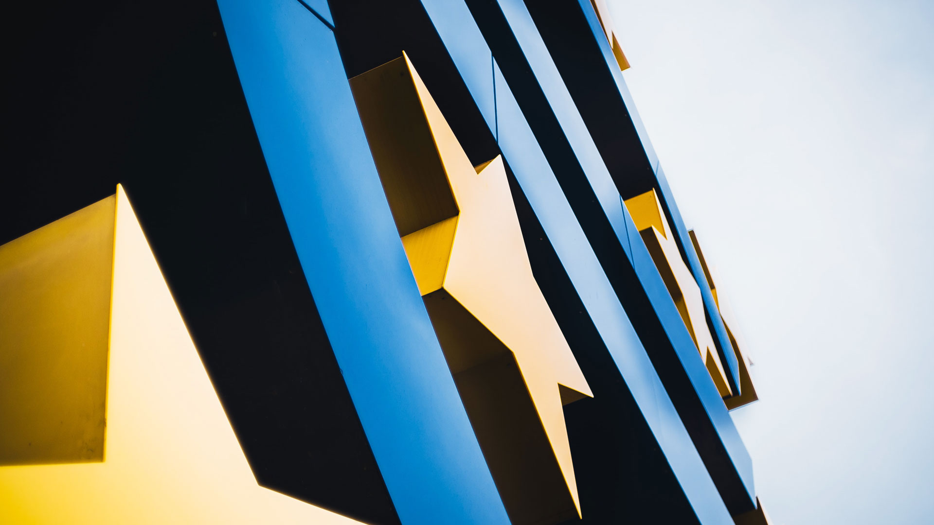 Sovereign Strategy slider 4